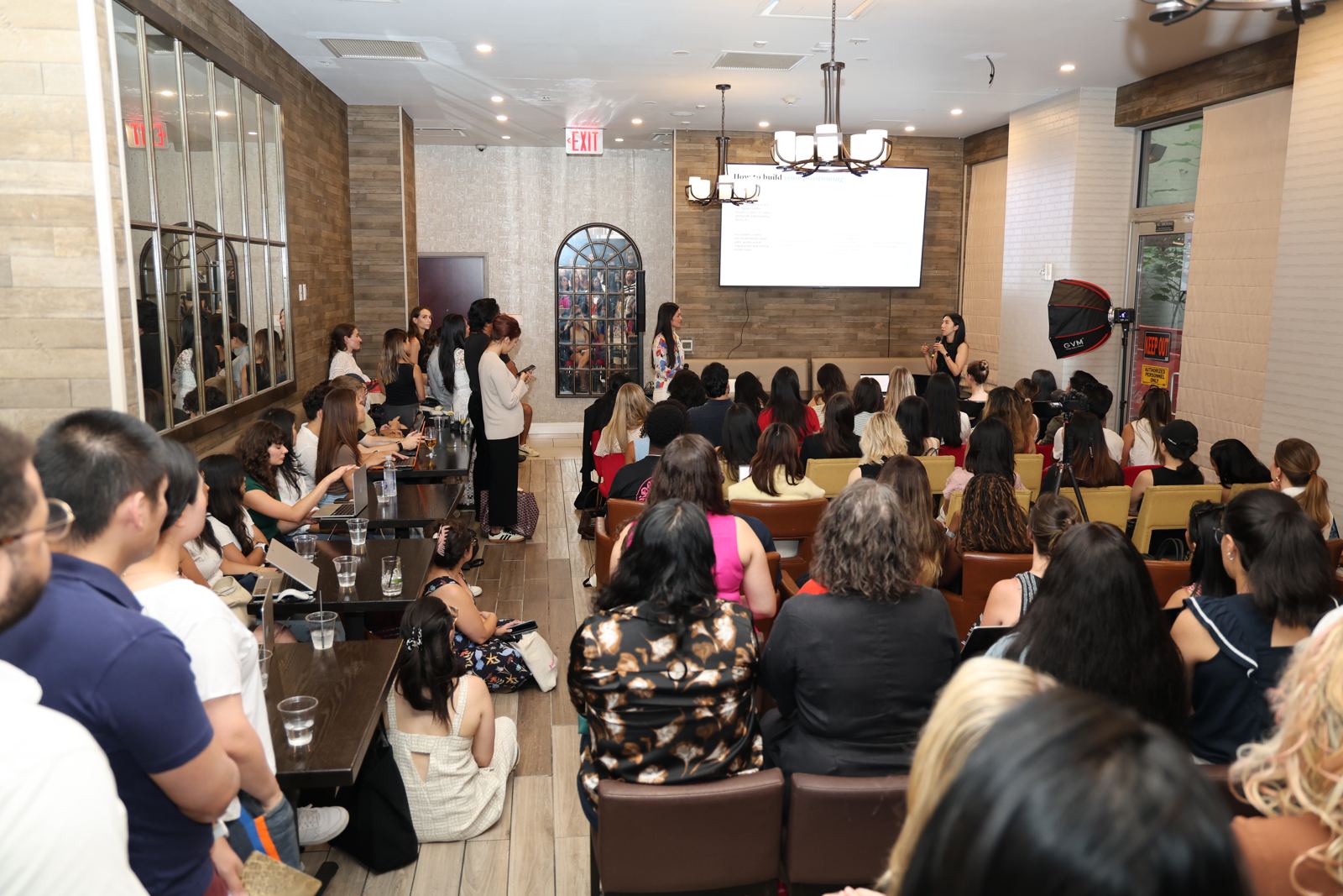 A full room at a 5-9 Builders Club event in NYC